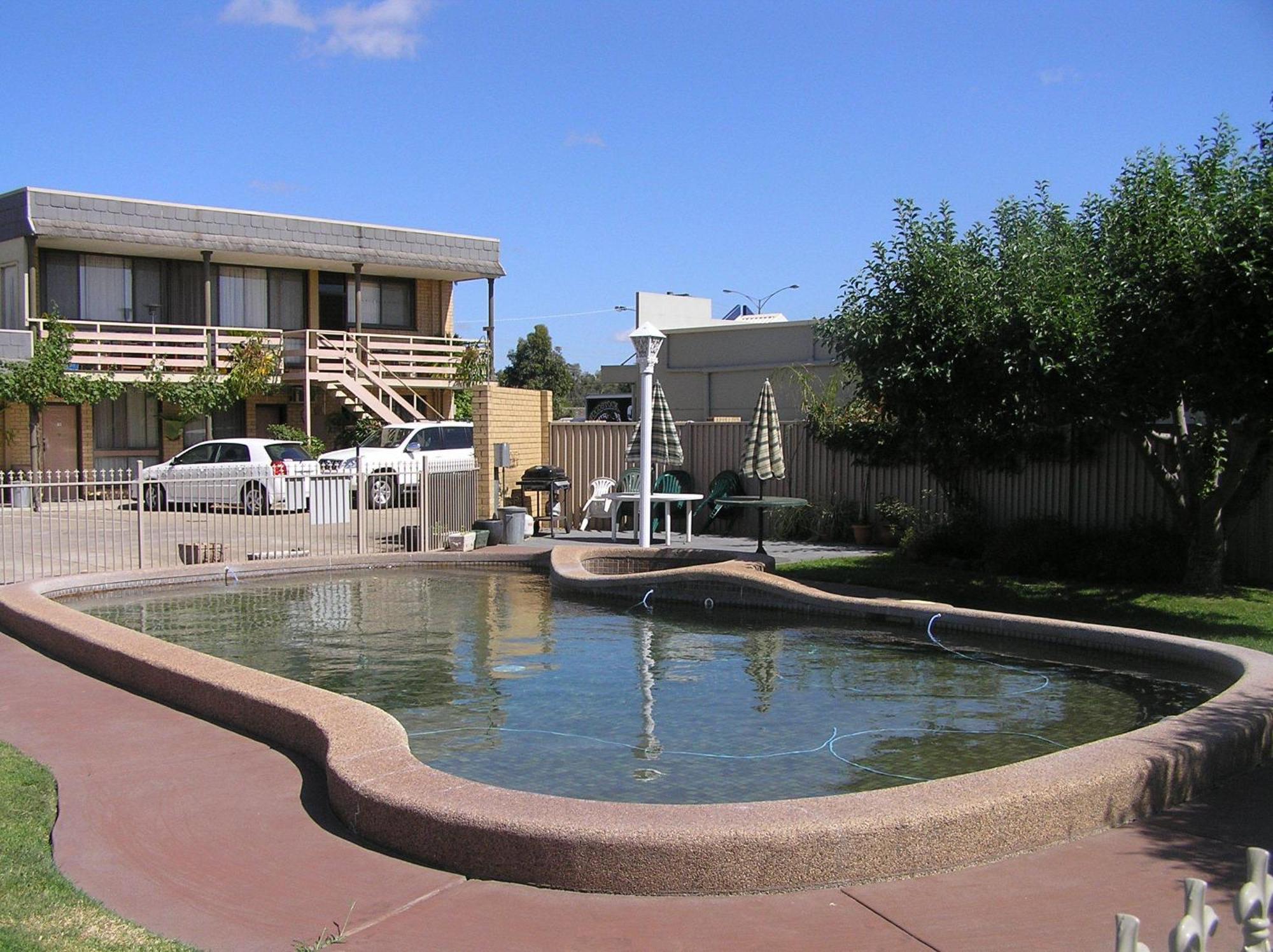 Belltower Motor Inn Shepparton Exterior photo